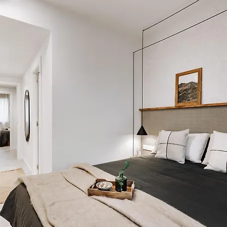 Mont - 2 Bedrooms And Office In Eixample Esquerra *