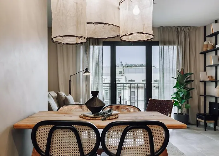 Appartamento Mont - 2 Bedrooms And Office In Eixample Esquerra