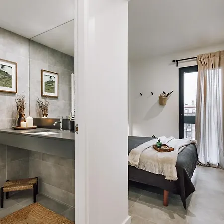 Mont - 2 Bedrooms And Office In Eixample Esquerra Appartamento