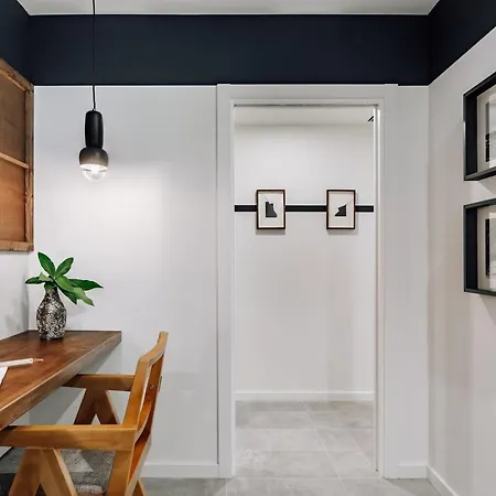 Mont - 2 Bedrooms And Office In Eixample Esquerra 아파트 *